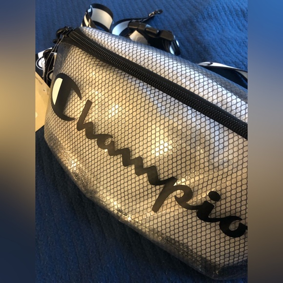Champion script logo fanny pack - Picture 7 of 7